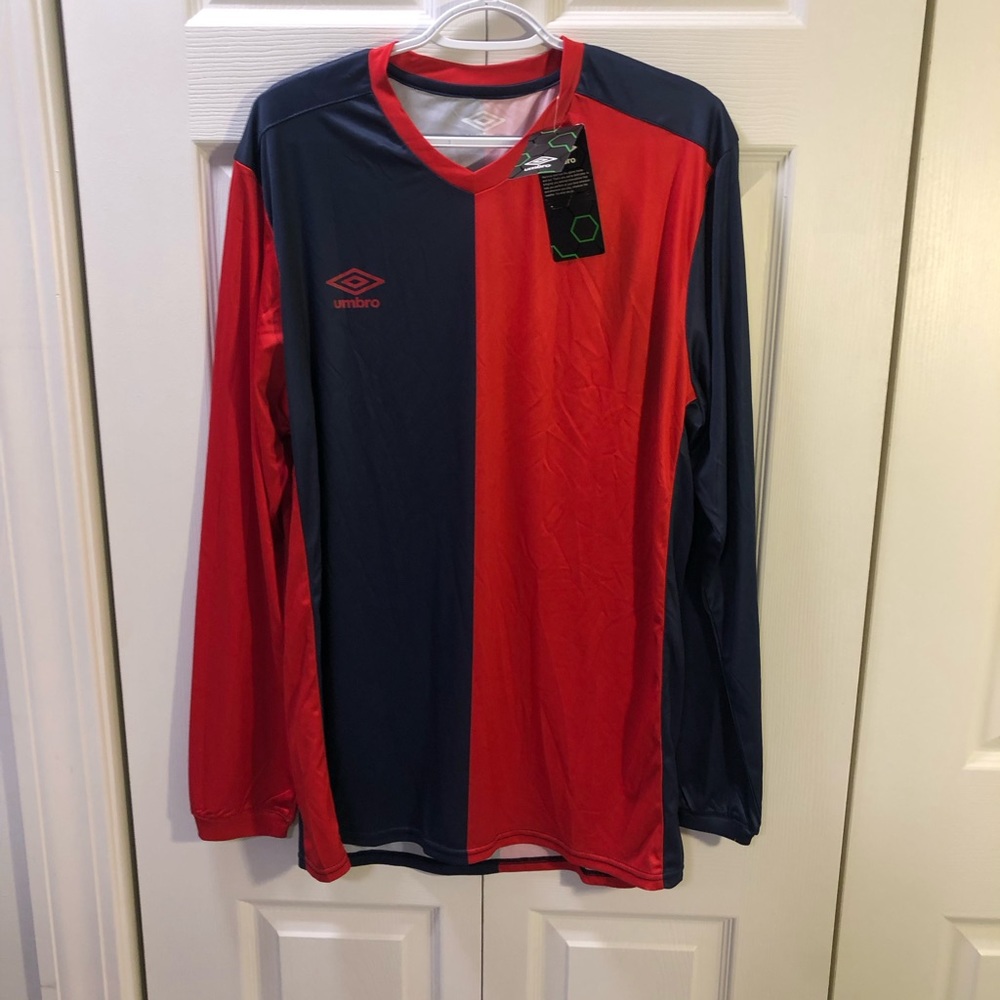 Umbro 50/50 soccer jersey. Size XL, NWT